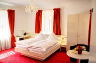 Zimmer 33, Doppelzimmer der Kategorie Deluxe, Hotel Linde Donaueschingen